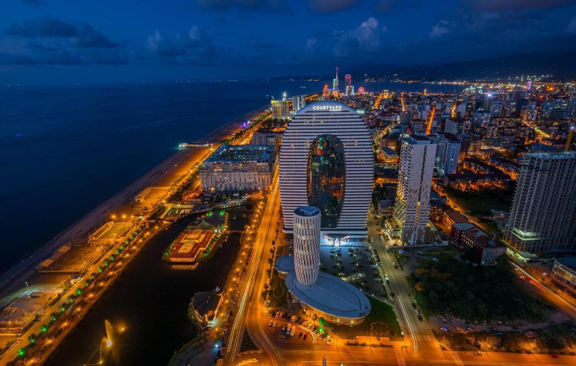 Alliance Palace Aparthotel By Marriott Batumi Exterior photo