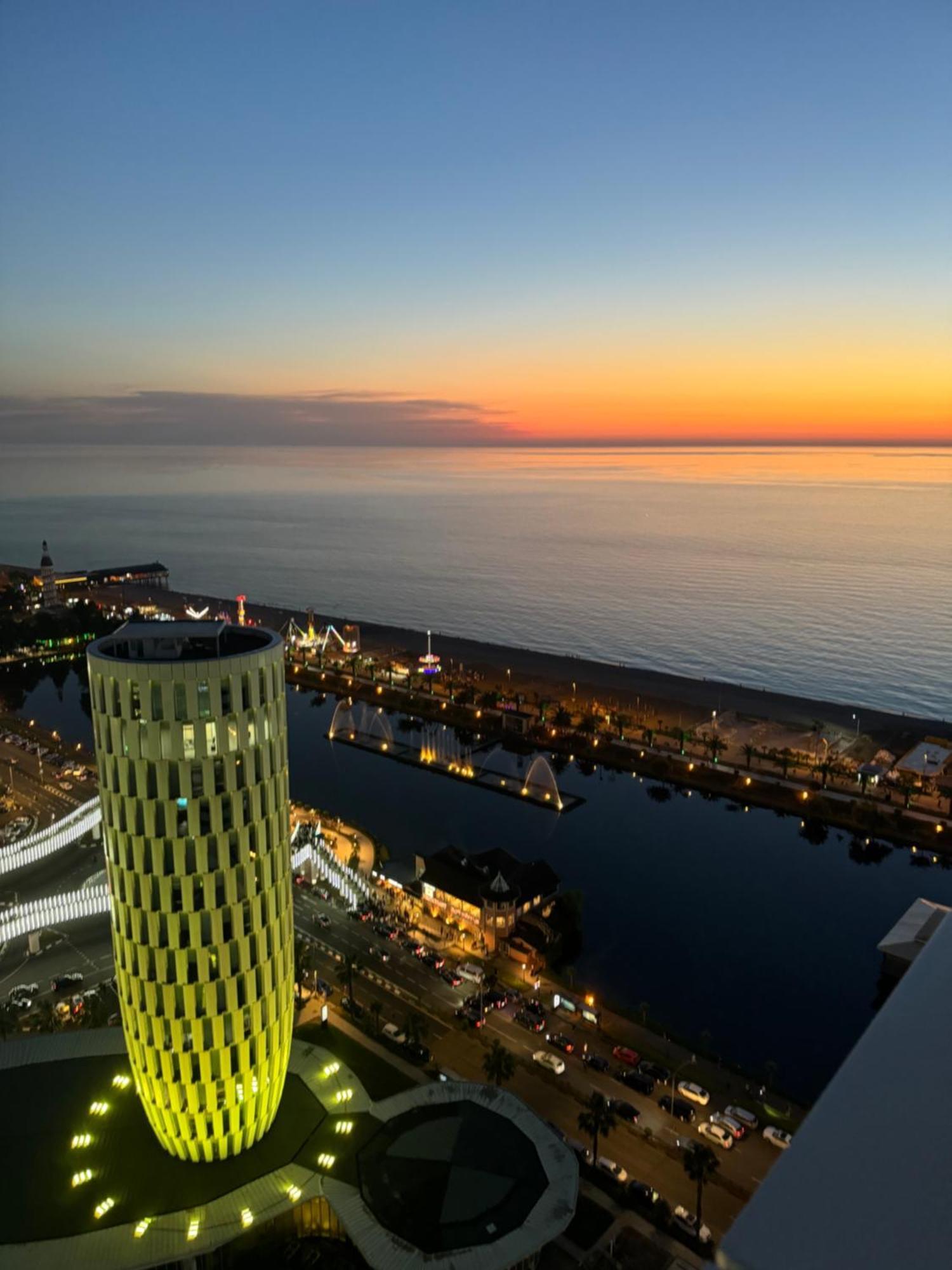 Alliance Palace Aparthotel By Marriott Batumi Exterior photo